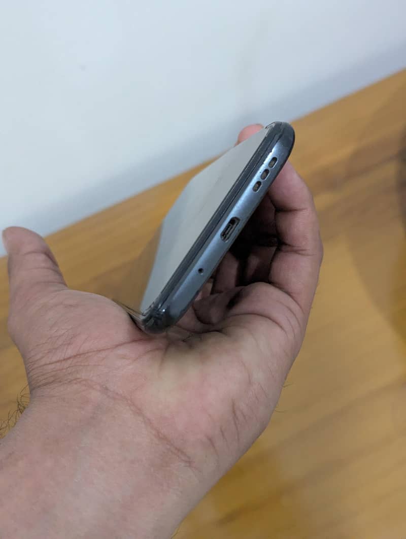 Mobile 4