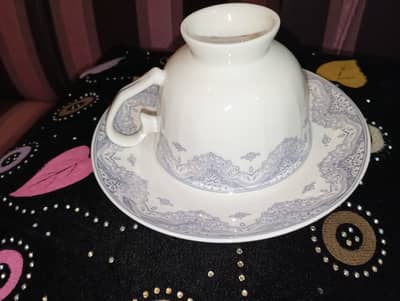 Set of 6 Cups & 6 Saucers – NEW*