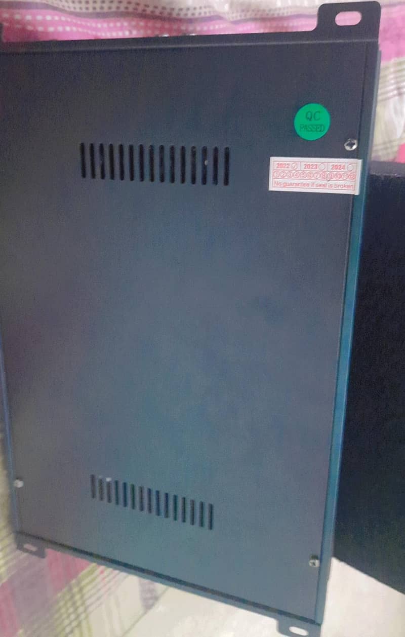 Amplifier & wofer 3