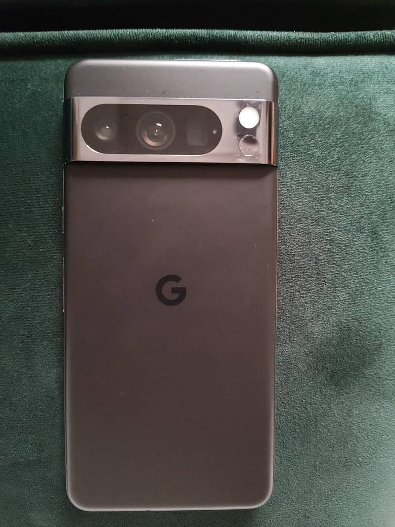 Google pixel 8 pro 0