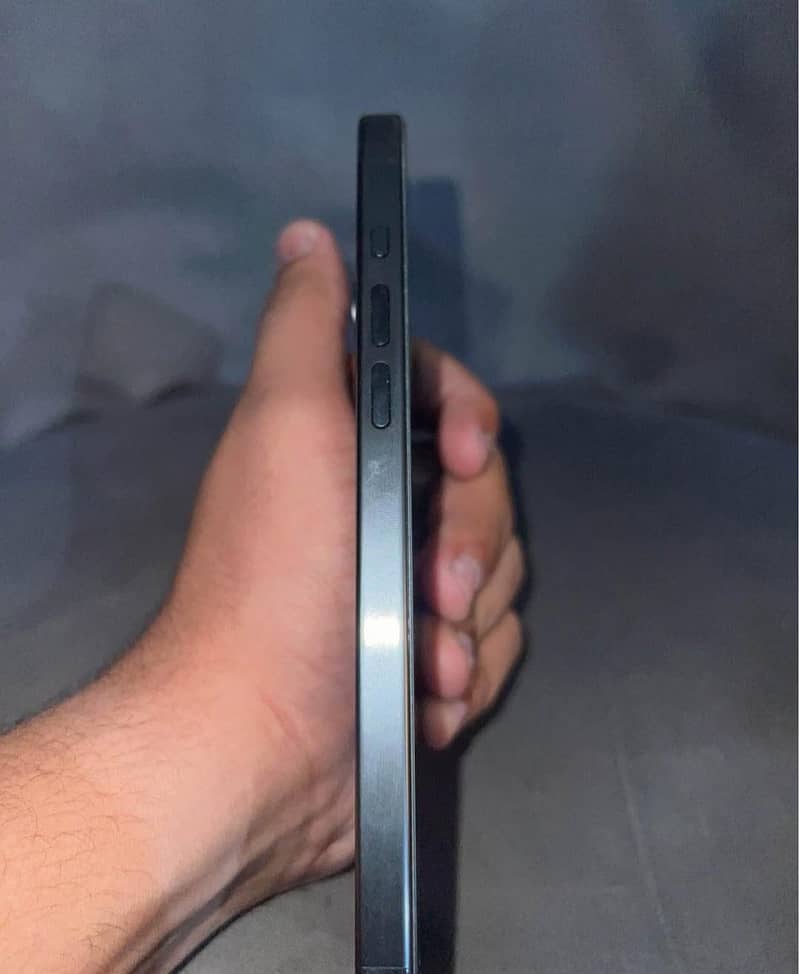 Iphone 15 pro max 1