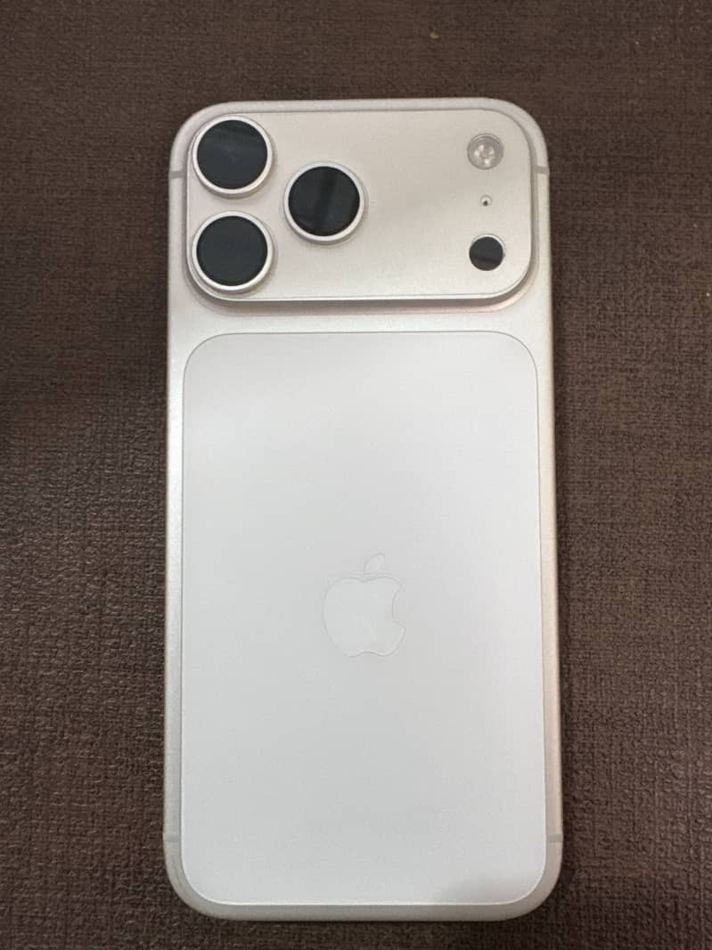 iPhone 17 Pro Max/256GB JV/10/10 Condition/ 100% Battery Health/ 0