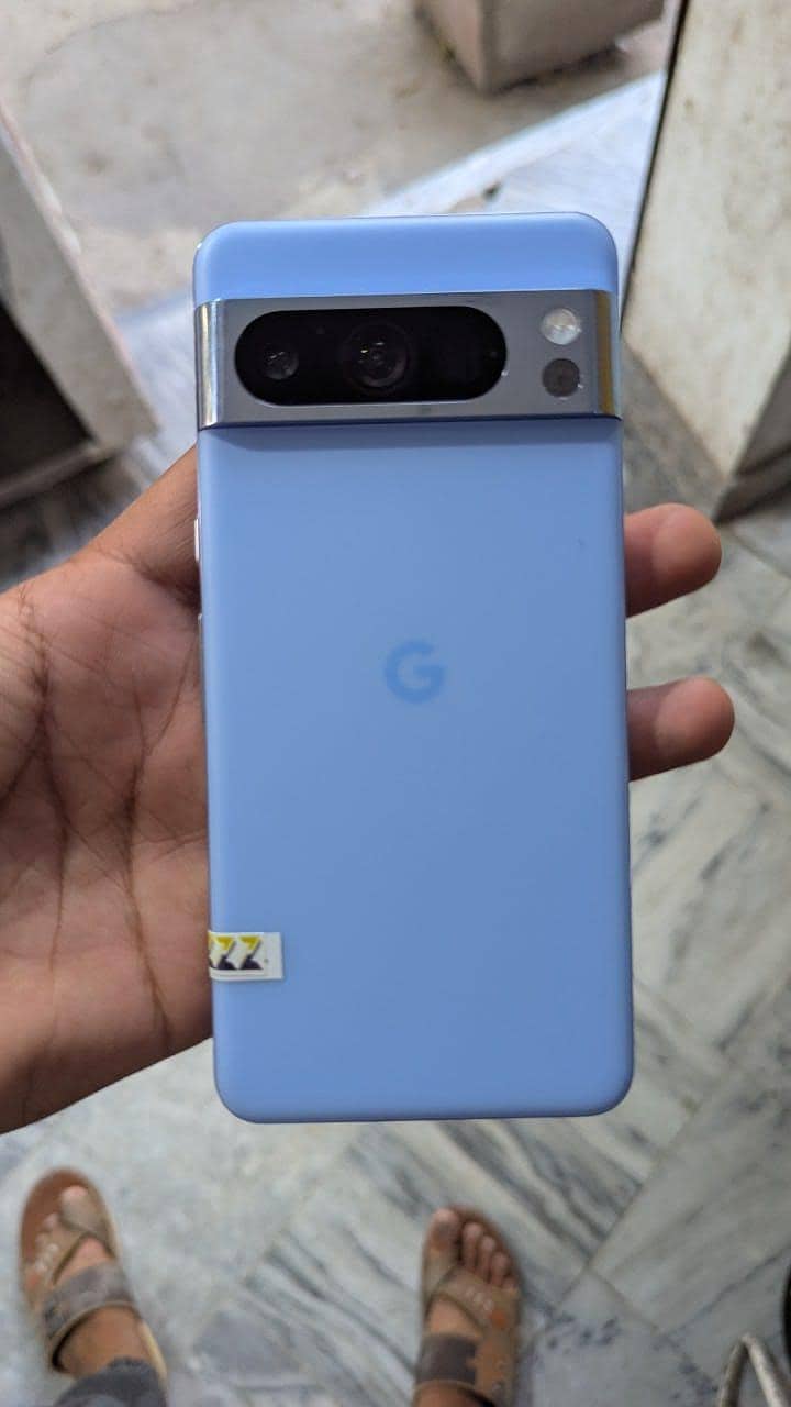 Google pixel 8 pro 1
