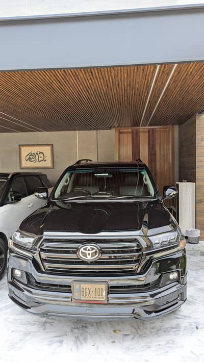 Land Cruiser AXG Uplifted