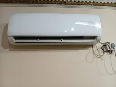 Haier 1.5 ton Non Inverter with Pipe