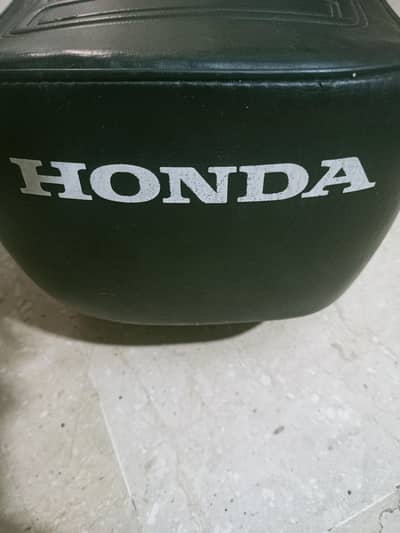 Honda 125 seat