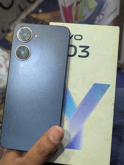 vivo Y03