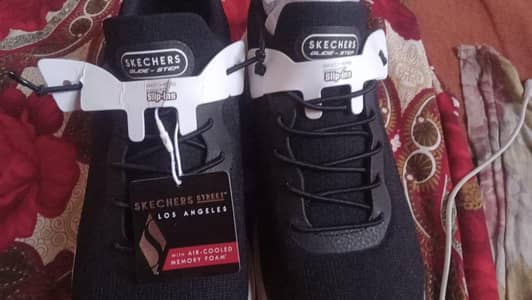 Skechers Slip-ins UNO Glide Step Air Gliders