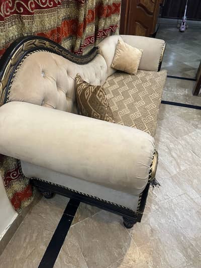 Deewan for sale