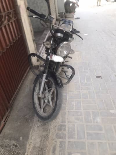 Suzuki GS-150 Special Edition