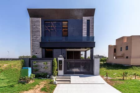 5 MARLA BRAND NEW HOUSE AVAILABLE FOR SALE IN DHA PHAE 6 IN REASONABLE PRICE