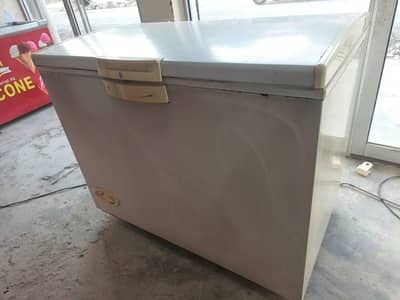 waves deep freezer single doors all okay/0321/080/77/77/