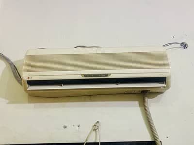 LG Ac 1 Ton For Sel
