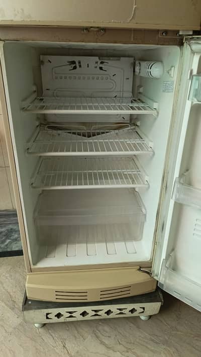 PEL Refrigerator