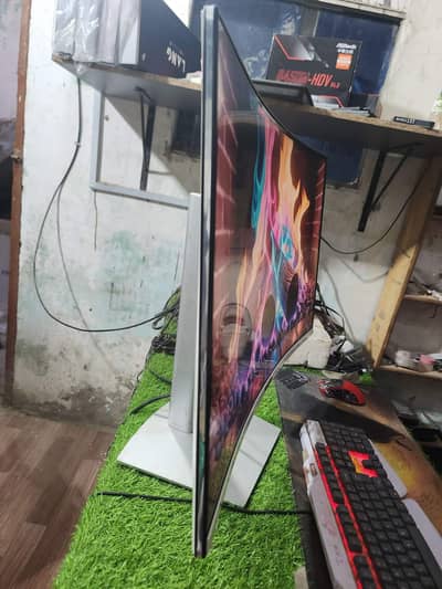 prism 32 inch curved 240hz oc gaming monitor