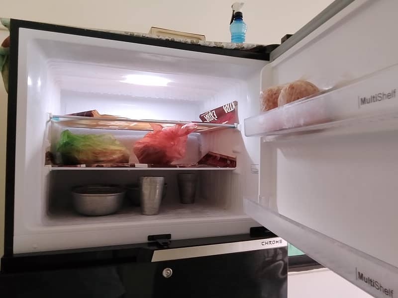 Refrigerator 4