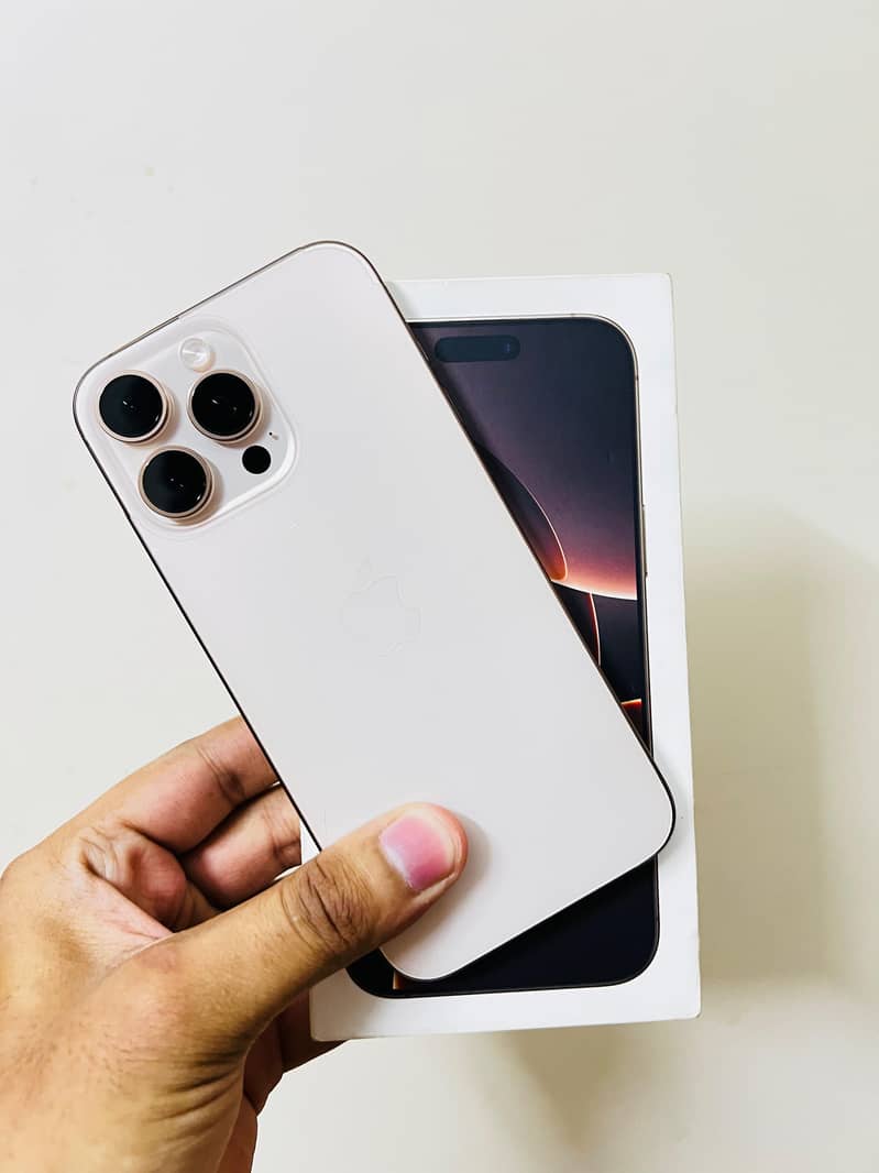 iPhone 16 Pro Maxx 0
