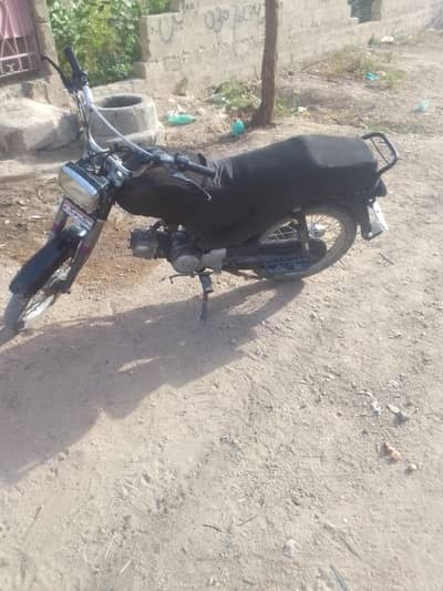 Super Star 2007 70cc Sirf Green book he bus or kuch nhi