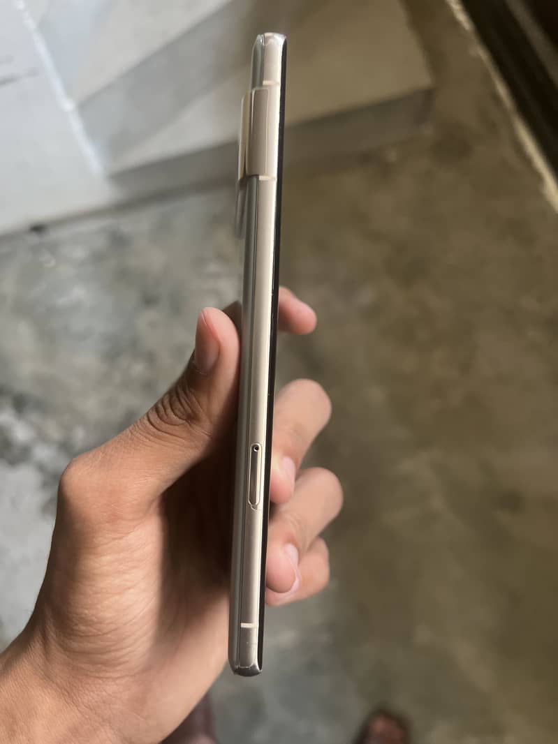 Google Pixel 7 pro 3