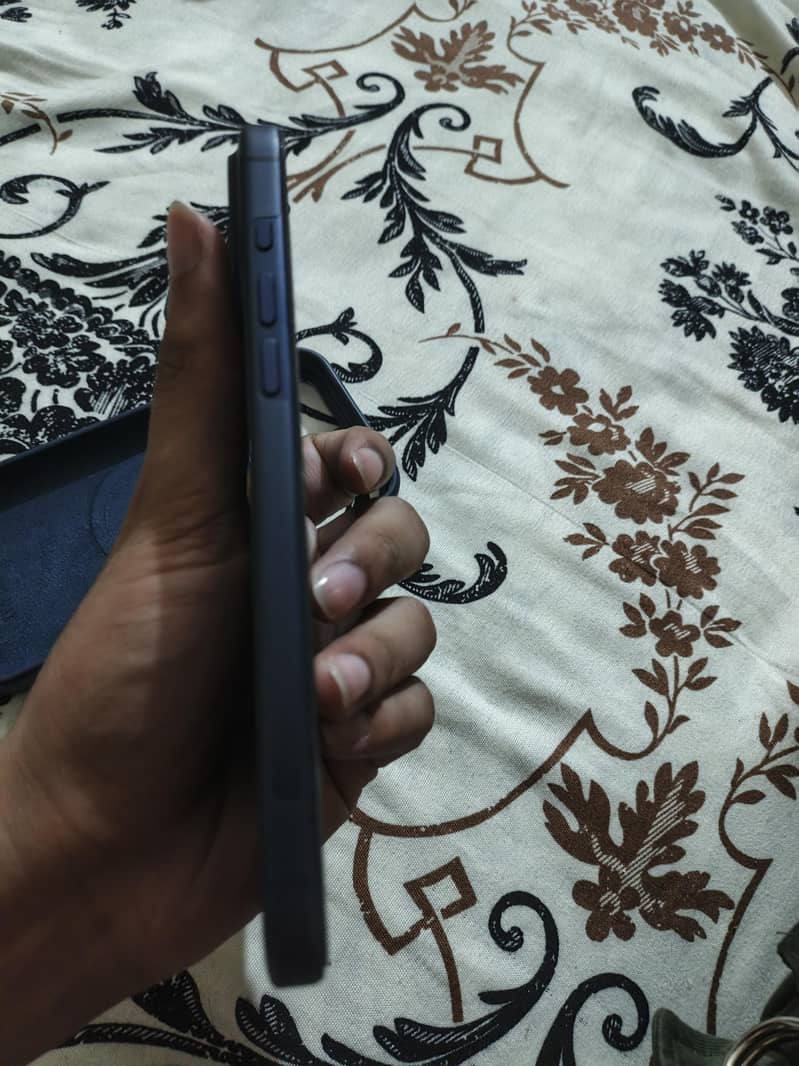 iphone 17 pro max 4
