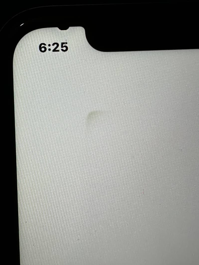 iPhone 11 5