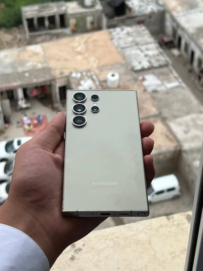 samsung s24 ultra lush condition 10/10
