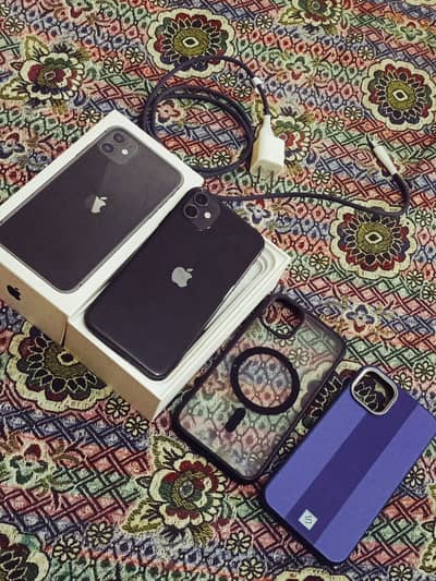 iPhone 11 FU with box