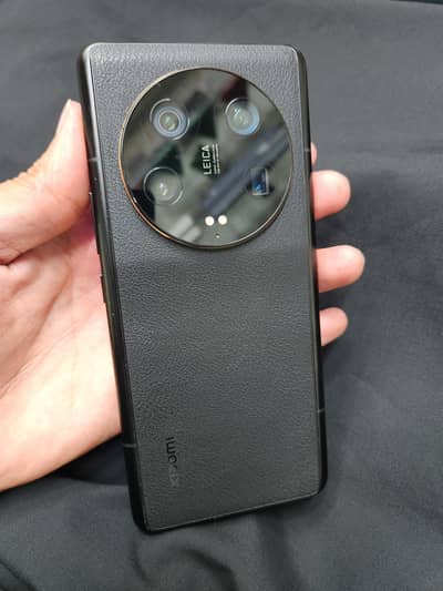 Xiaomi 13 Ultra 256GB ram 12 full ok phon