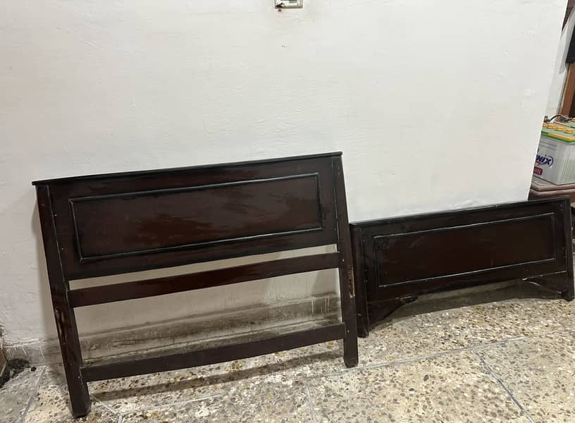 two single beds 0