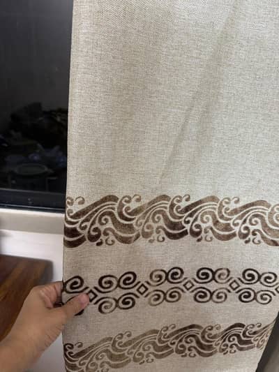 4 curtains boron n cream  with aster