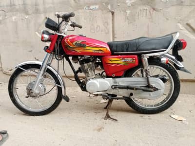 UNITED 125CC 2021 2022 MODEL KARACHI NUMBER