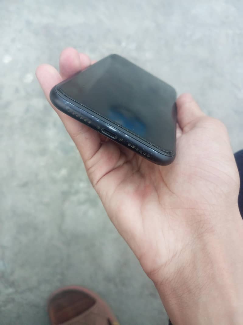 iPhone Xr 5
