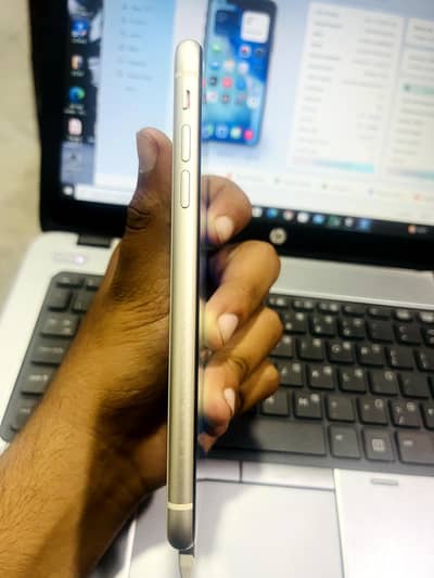 iPhone11 pta approved 10/9 condition