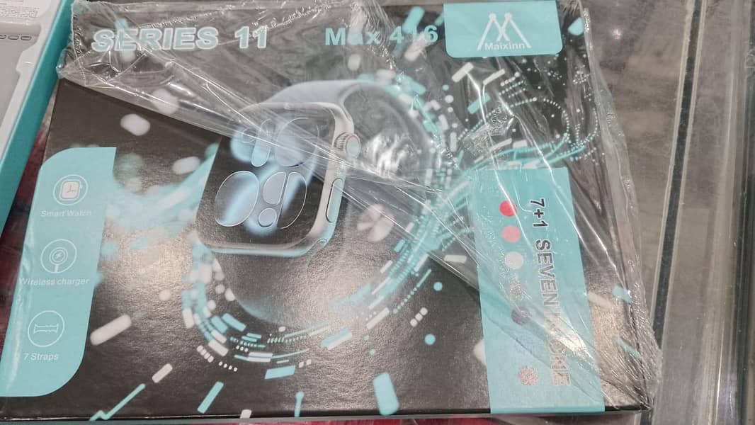 Digital watch 0