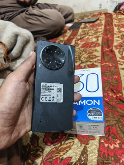 Tecno Camon 30 12+12/256