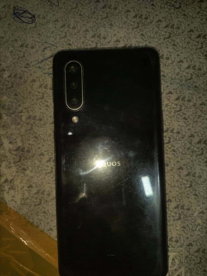 sharp Aquos zero 5g 2