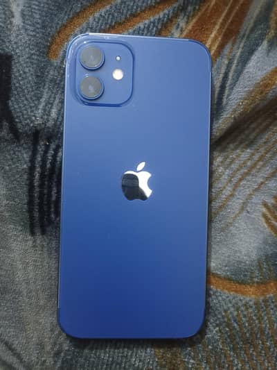 iphone 12 10/10 condition 82 better health