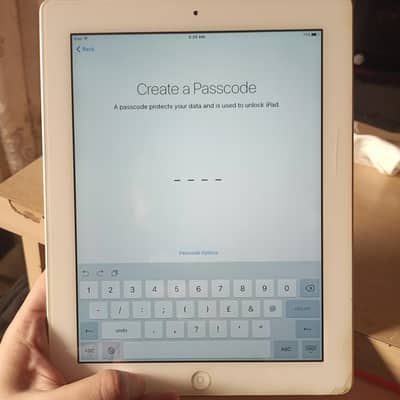 Apple iPad 3rd Gen (9.7" Retina Display)