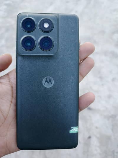Motorola edge 2025 / 16+8 , 256Gb / urgent sale