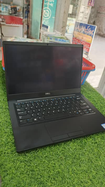 Del latitude 7390 Touch and Tyep both   16bgb ram ssd 256gb