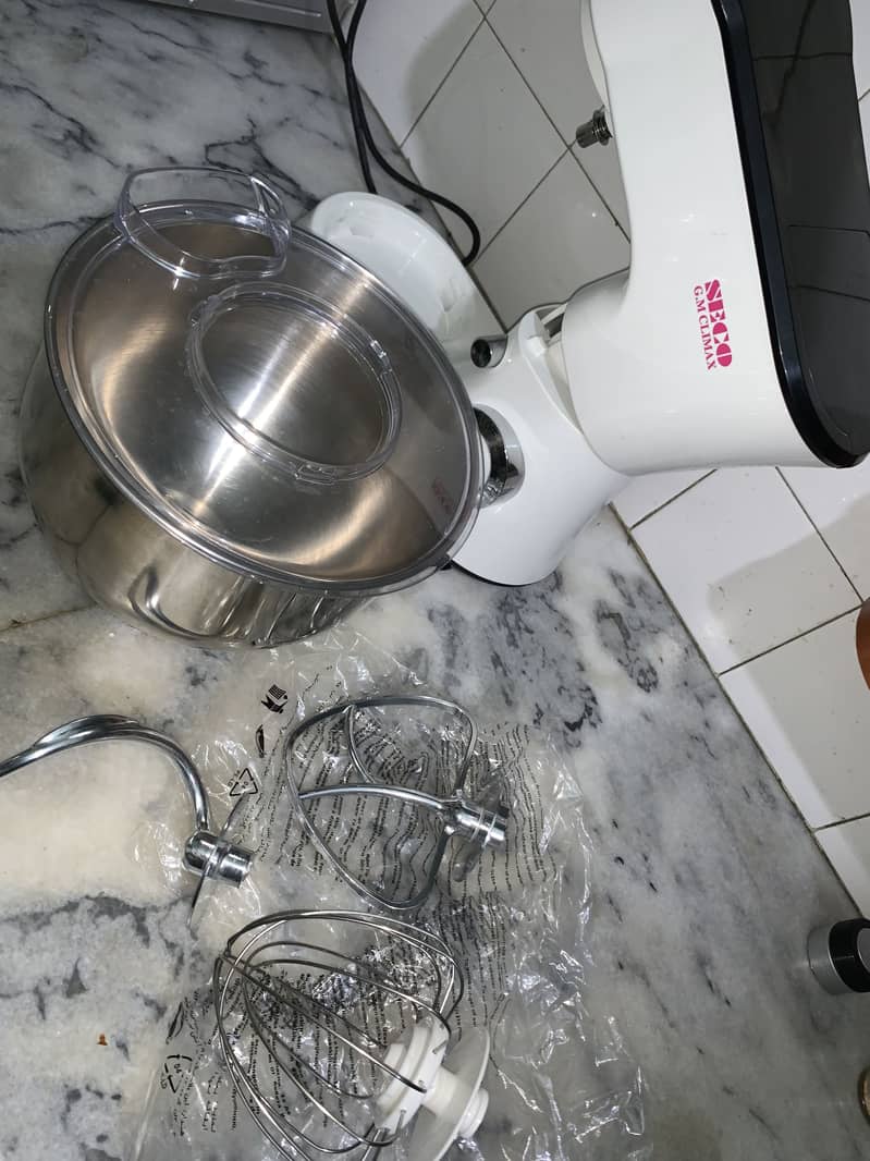 Atta maker, cake maker, pizza maker, universal maker 7