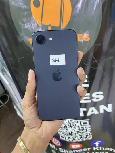 Apple iPhone 16e