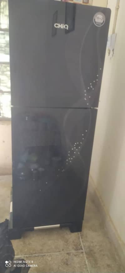 Chiq medium size Refrigerator