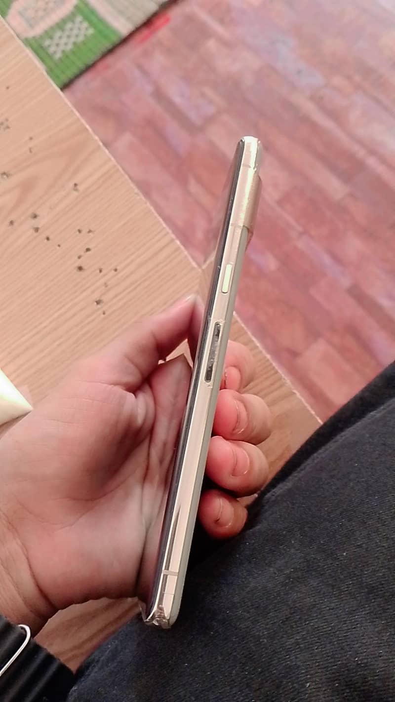 Google pixel 7 pro 9