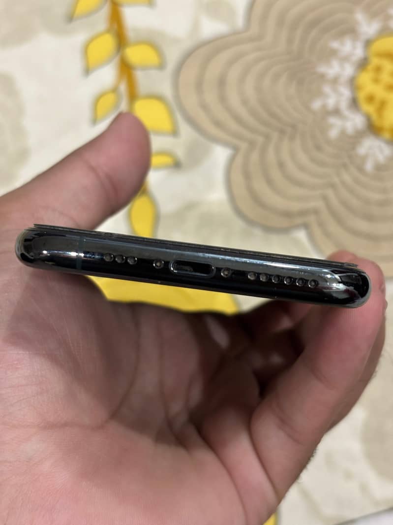 iphone 11 pro 3