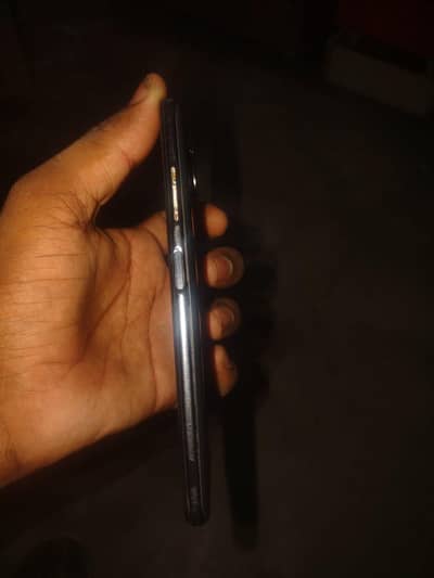 Poco x3 all ok hy bs volume button nhi hy only mobile hy bs 6.128