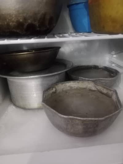 Panasonic refrigerator new ha 4 sal use hua only