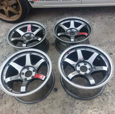 Rays. TE37.17”. Staggered 8.5&9.5