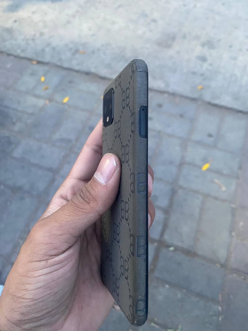 Pixel 4 6/64 2