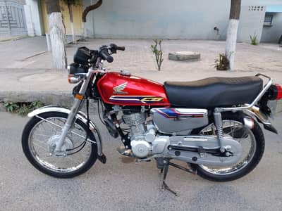 cg Honda 125. self start 0322.3236891
